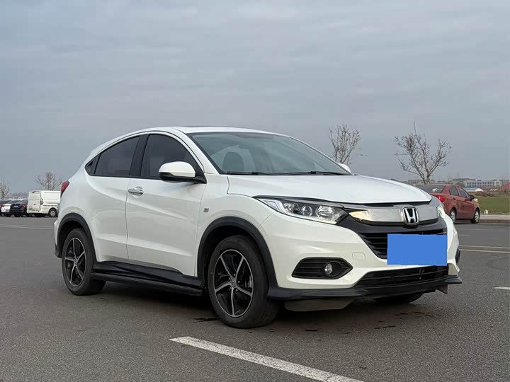 Фото 3 - Honda Vezel