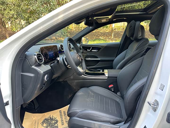 Фото 4 - Mercedes-Benz C-Class