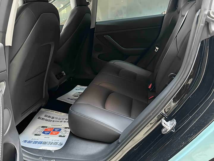 Фото 6 - Tesla Model 3