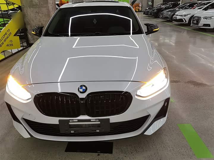 Фото 3 - BMW 1 Series