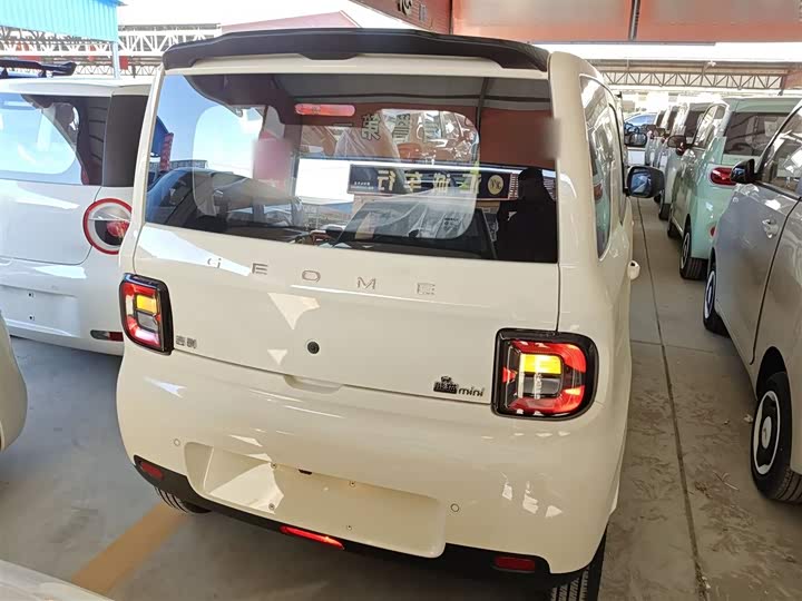 Фото 6 - Geely Galaxy Panda Mini