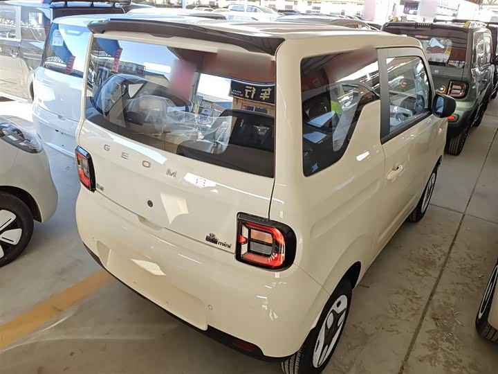 Фото 7 - Geely Galaxy Panda Mini