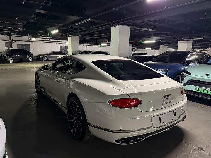 Фото 7 - Bentley Continental GT