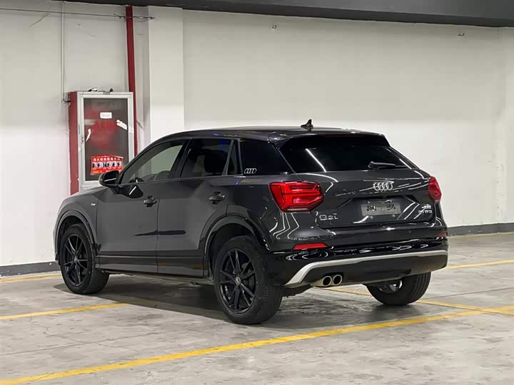 Фото 4 - Audi Q2L