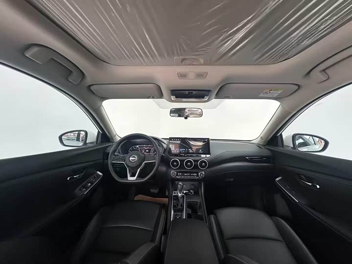 Фото 4 - Nissan Sylphy