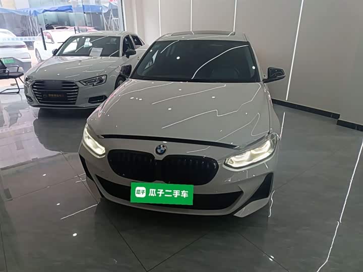 Фото 3 - BMW 1 Series