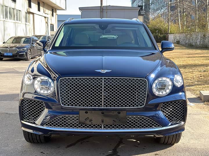 Фото 2 - Bentley Bentayga