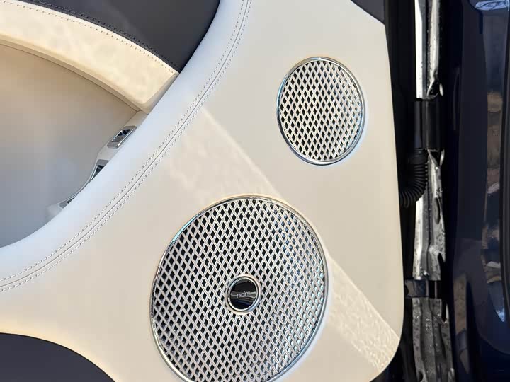 Фото 3 - Bentley Bentayga