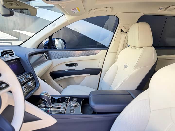 Фото 6 - Bentley Bentayga