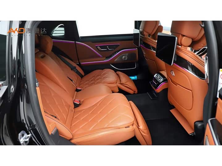 Фото 8 - Mercedes-Benz Maybach S-Class