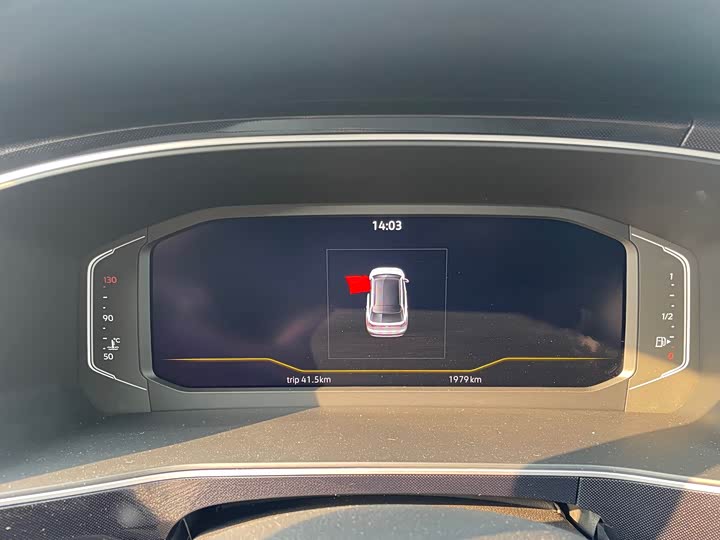 Фото 2 - Volkswagen Tharu