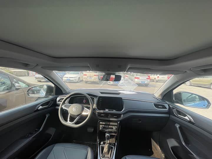 Фото 4 - Volkswagen Tharu