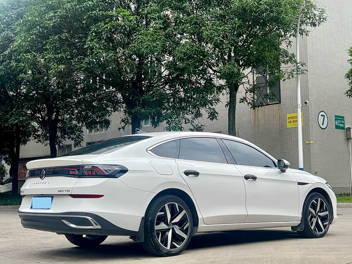 Фото 5 - Volkswagen Lamando L