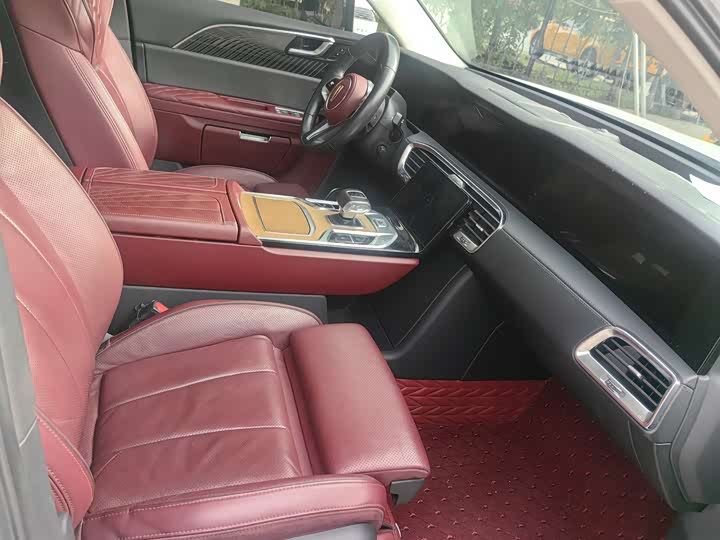 Фото 7 - Hongqi E-HS9