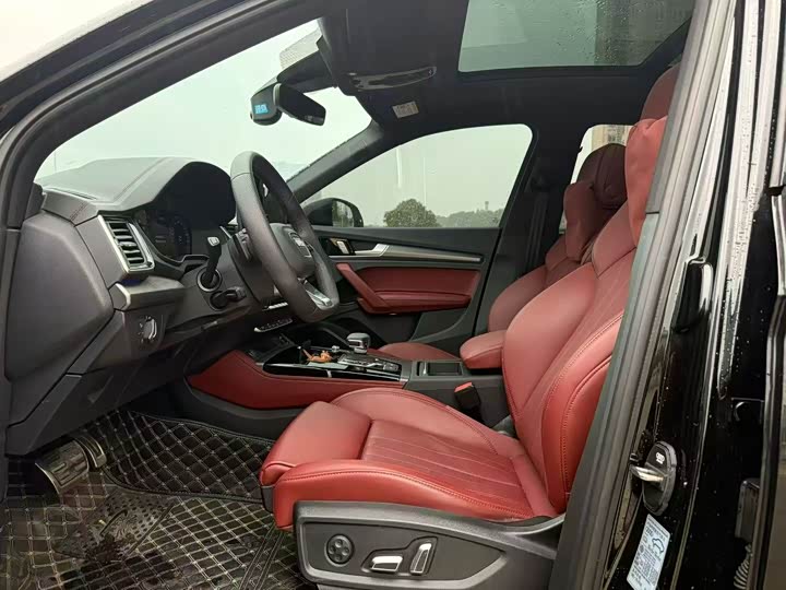 Фото 3 - Audi Q5L