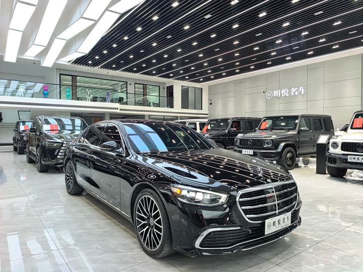 Фото 3 - Mercedes-Benz S-Class