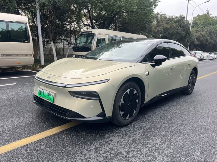 Фото 1 - XPeng F57