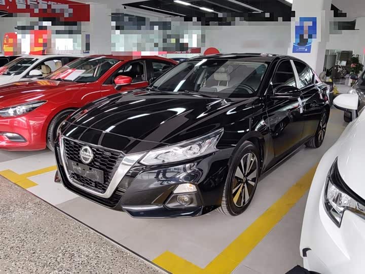 Фото 2 - Nissan Teana