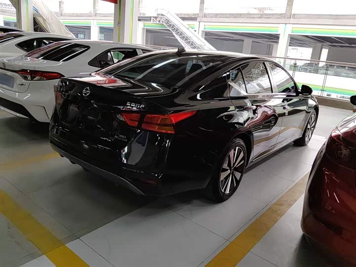 Фото 6 - Nissan Teana