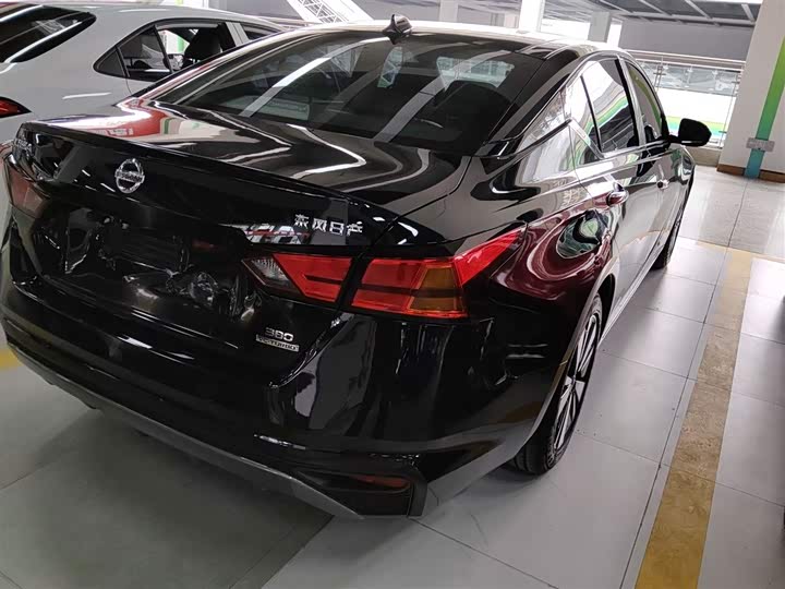 Фото 7 - Nissan Teana