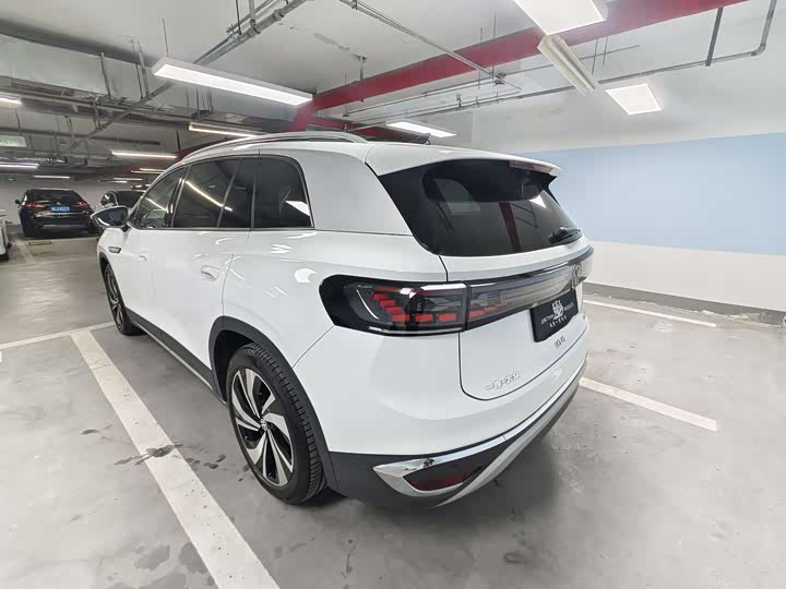 Фото 7 - Volkswagen ID.6 Crozz