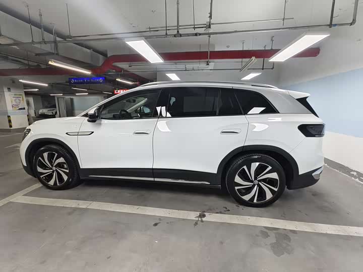 Фото 8 - Volkswagen ID.6 Crozz