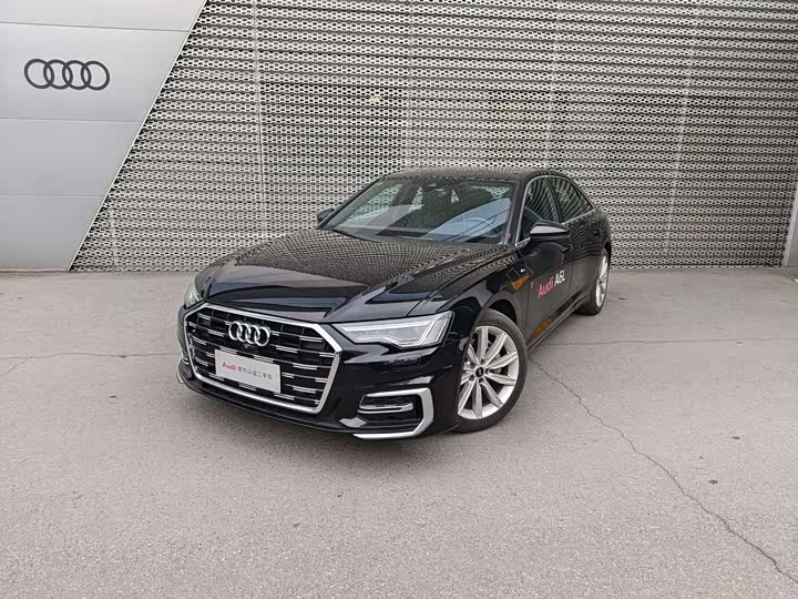 Фото 2 - Audi A6L