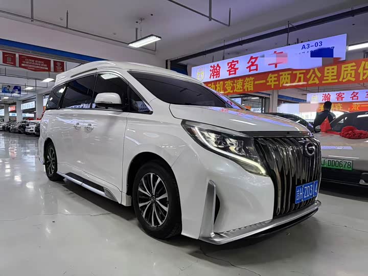 Фото 3 - GAC Trumpchi M8