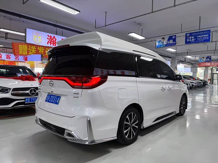 Фото 4 - GAC Trumpchi M8