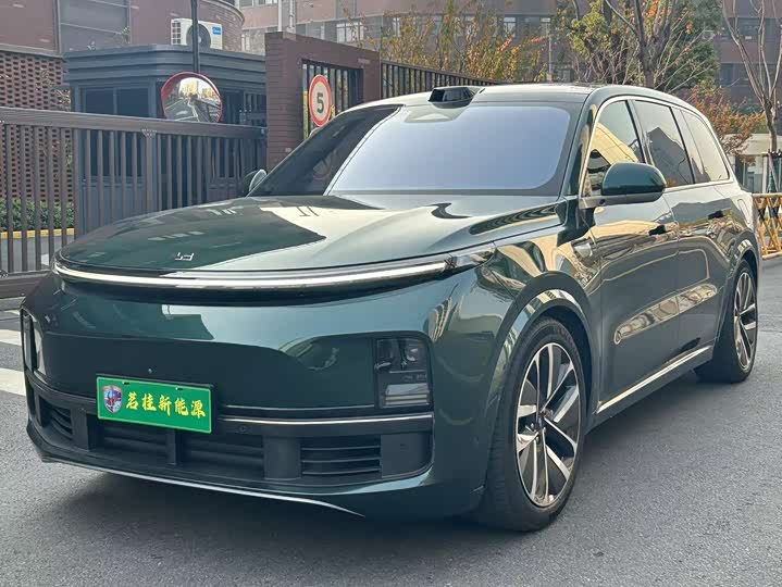 Фото 1 - LiXiang L9