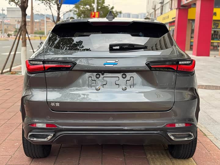 Фото 8 - Changan Oshan X5