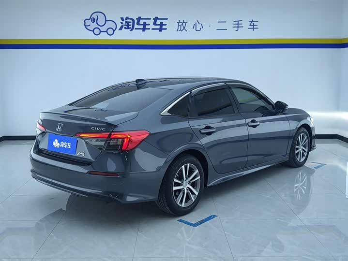 Фото 3 - Honda Civic