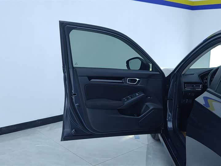 Фото 7 - Honda Civic