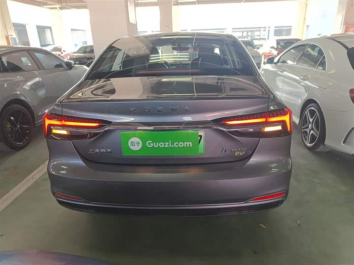Фото 6 - Roewe i6 Max EV