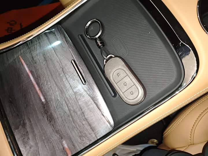 Фото 9 - Leapmotor C11