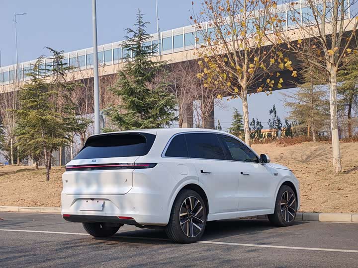 Фото 6 - LiXiang L6