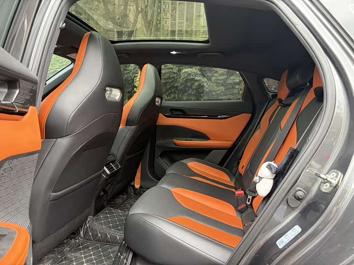 Фото 8 - Changan UNI-V