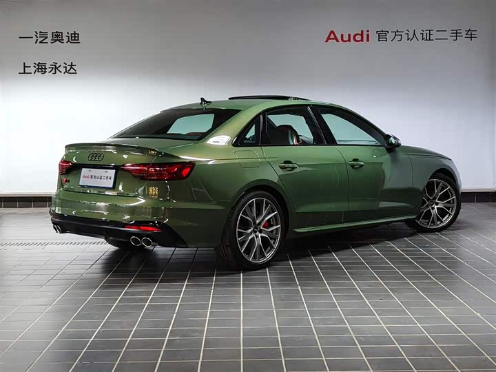 Фото 4 - Audi S4