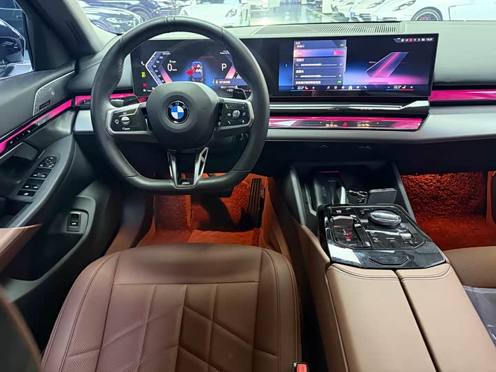 Фото 8 - BMW 5 Series