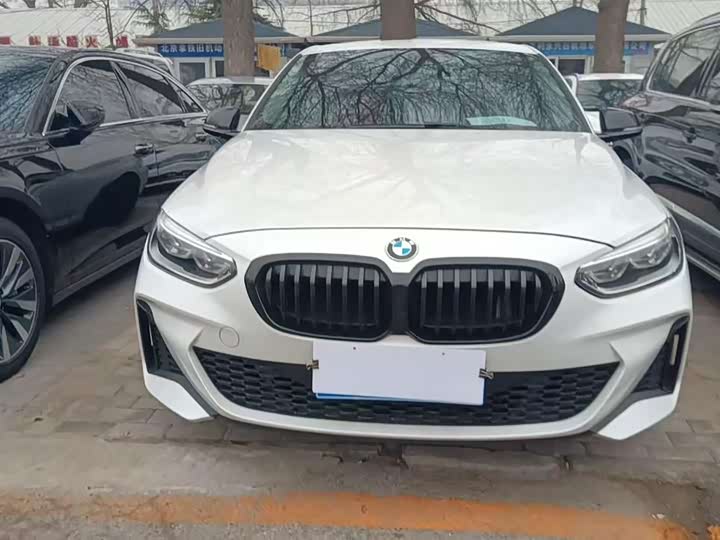 Фото 2 - BMW 1 Series