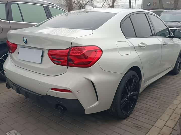 Фото 4 - BMW 1 Series