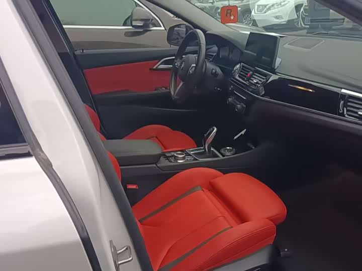 Фото 7 - BMW 1 Series