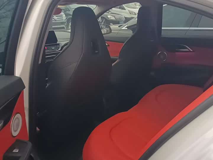 Фото 9 - BMW 1 Series