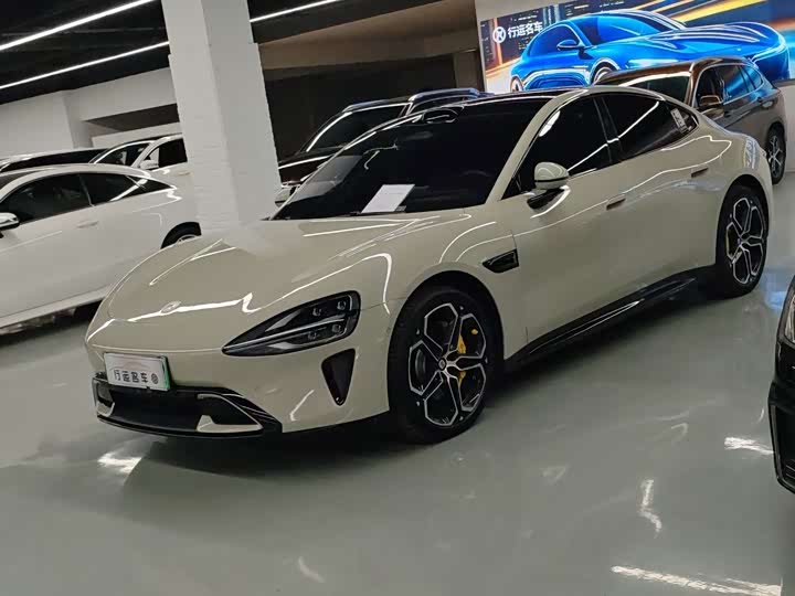 Фото 1 - Xiaomi SU7