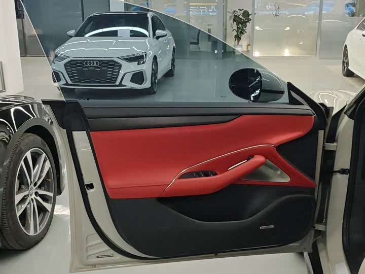 Фото 8 - Xiaomi SU7