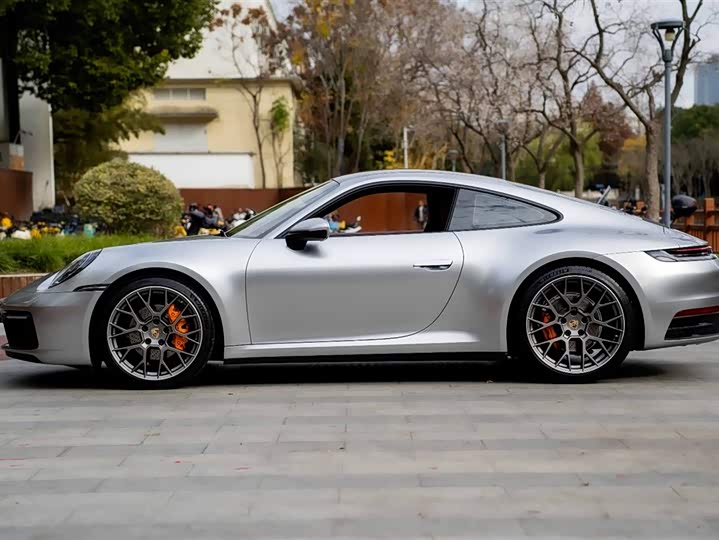 Фото 4 - Porsche 911