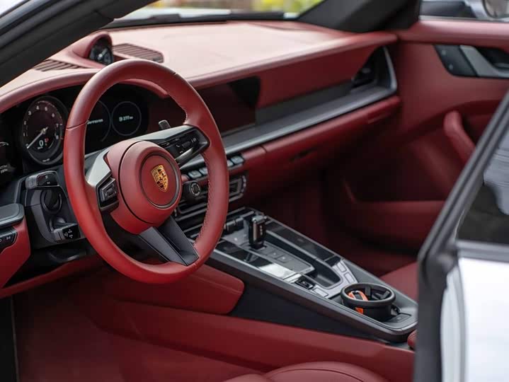 Фото 9 - Porsche 911