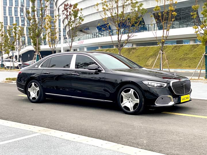 Фото 8 - Mercedes-Benz Maybach S-Class