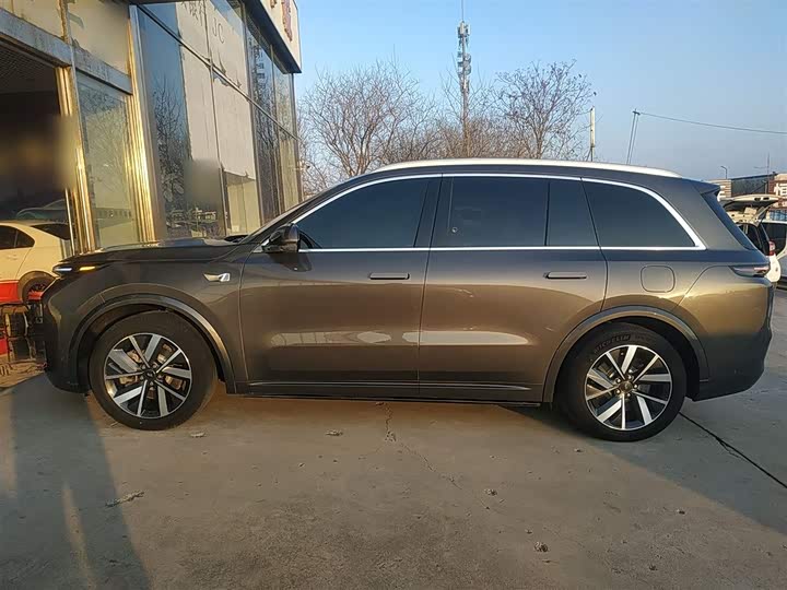 Фото 5 - LiXiang L8