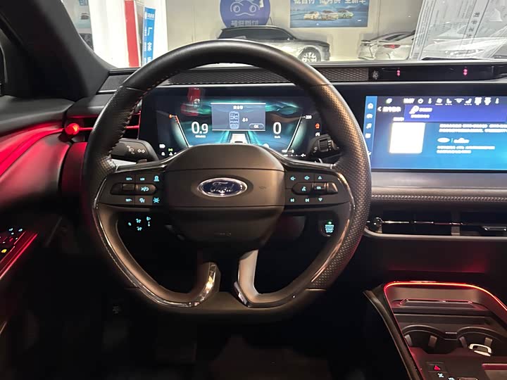 Фото 4 - Ford Mondeo